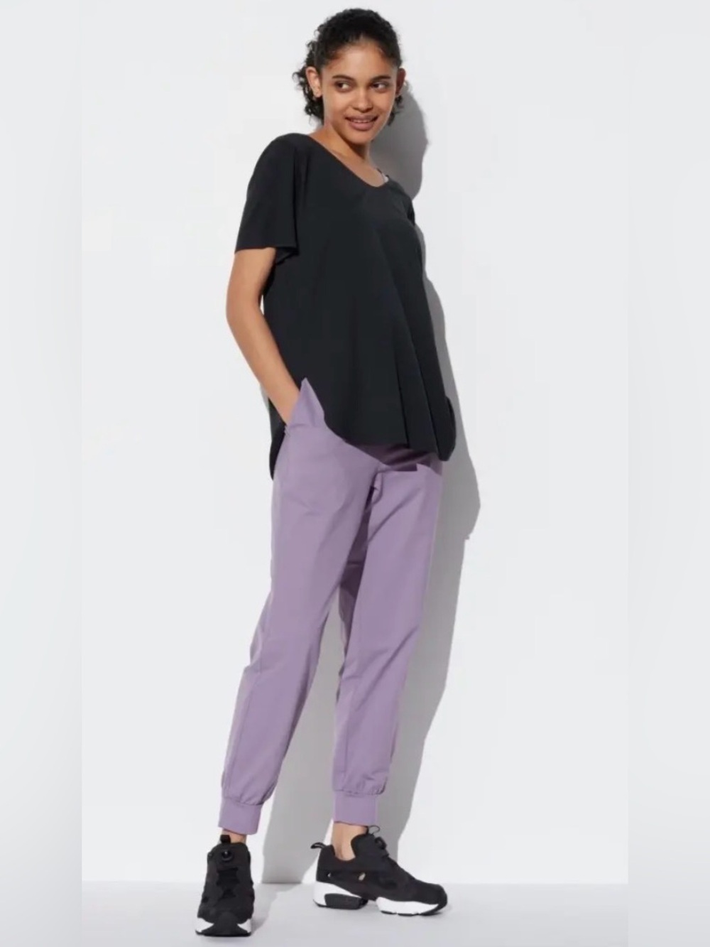 Uniqlo Airism Ultra Stretch Active Jogger Pants in Purple